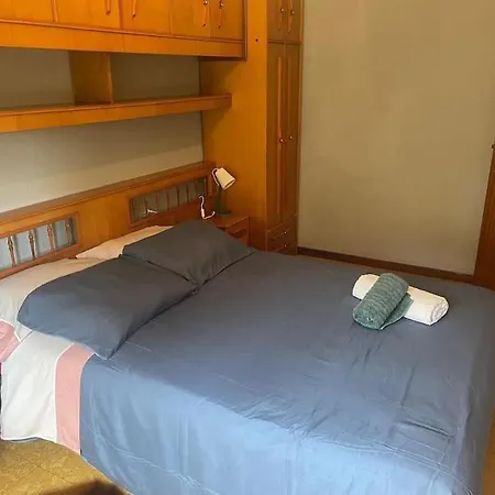 Vut Casa Albar شقة